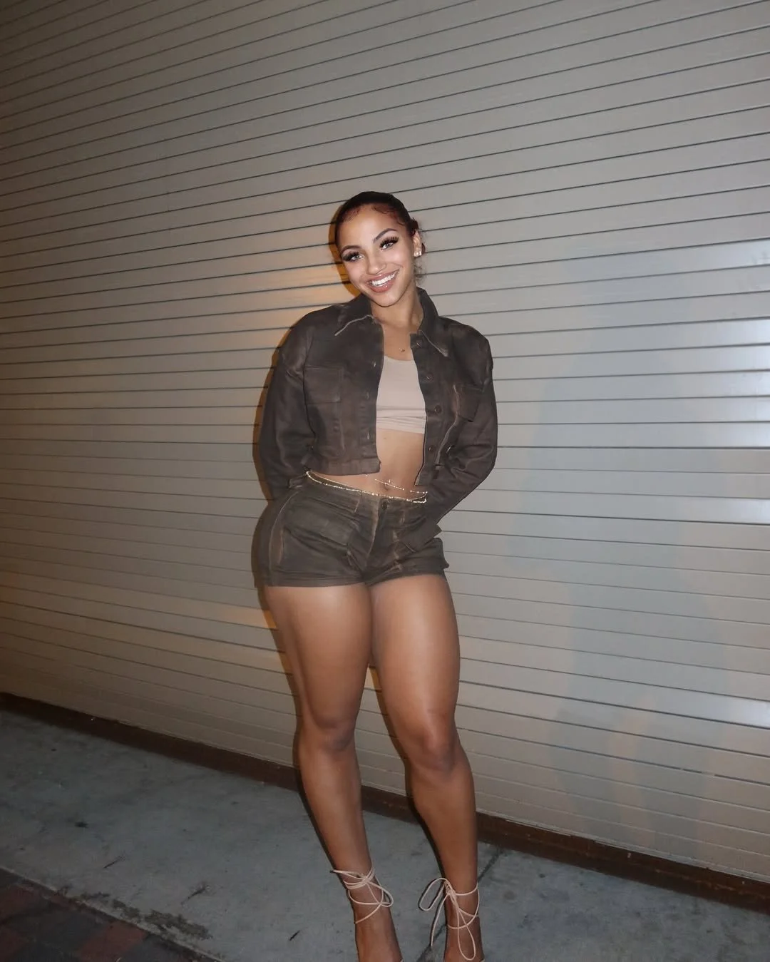 Fit natural ass avi.babyyyy image 21