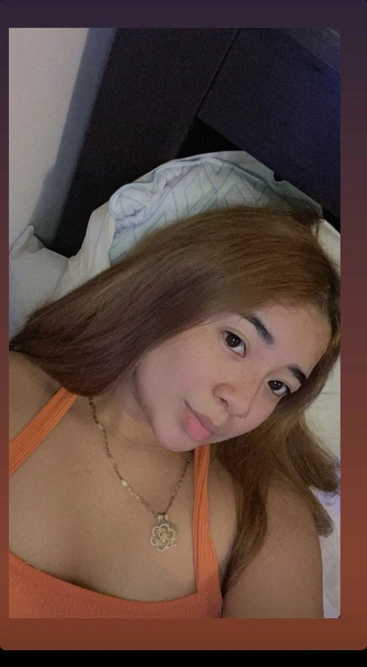 Hermosa latina de culo grueso image 2