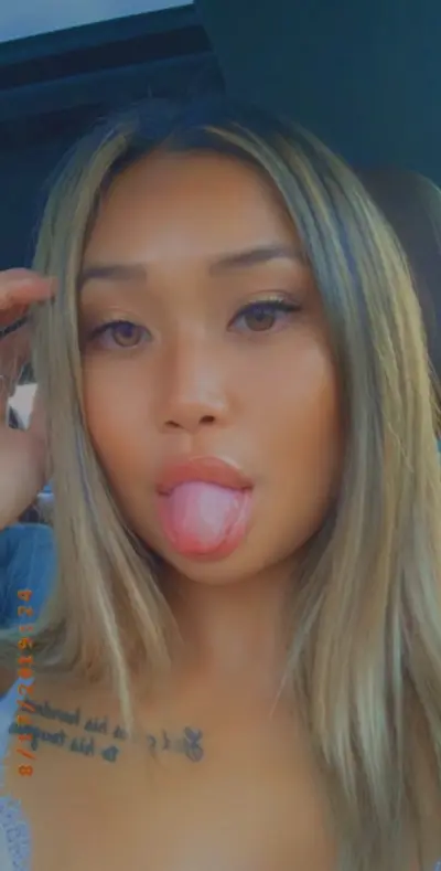 i wanna see you guys cum on this tongue cover image