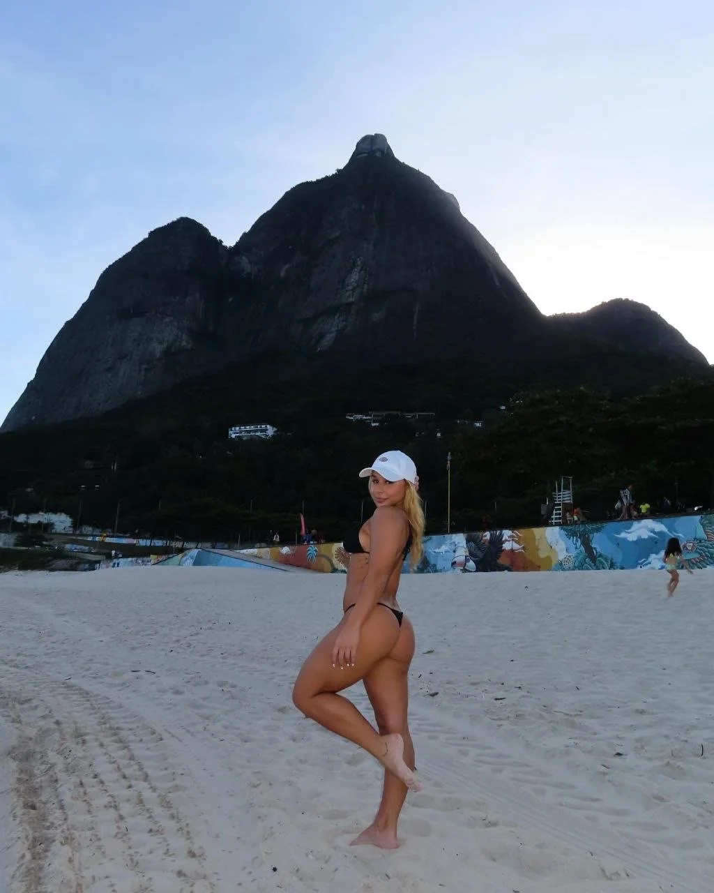 Flavia saraivva image 31