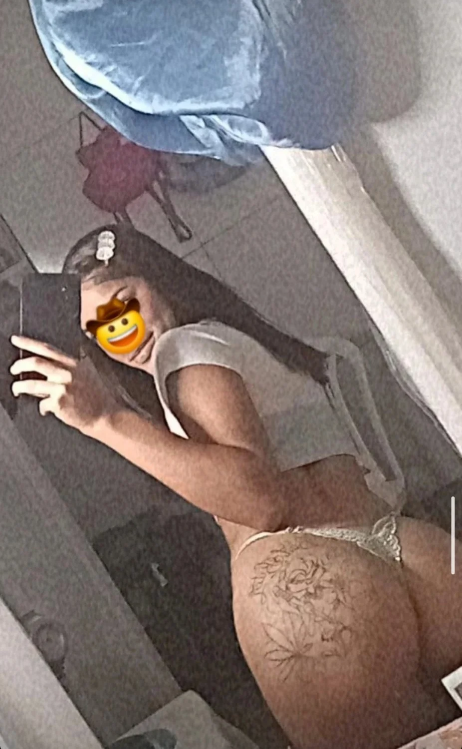 Essa nasceu pra ser puta (olha pra essa puta com calcinha toda no cu exibida vagabunda) 🔥🔥🔥 image 5