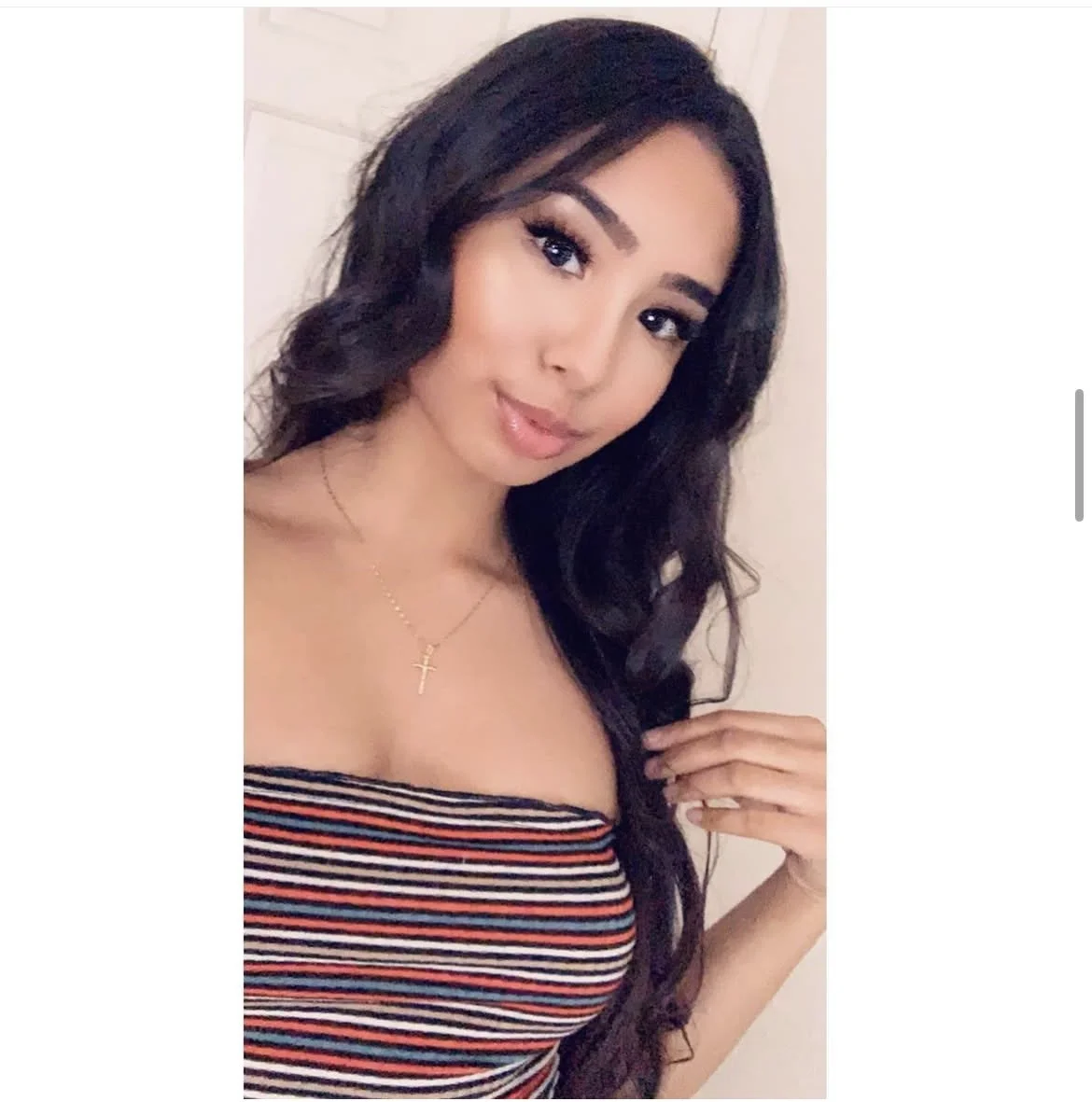 Sexy petite Asian girl image 2