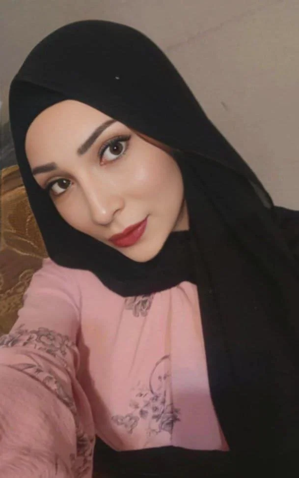 Aya - 27 year old Arab Hotwife image 14