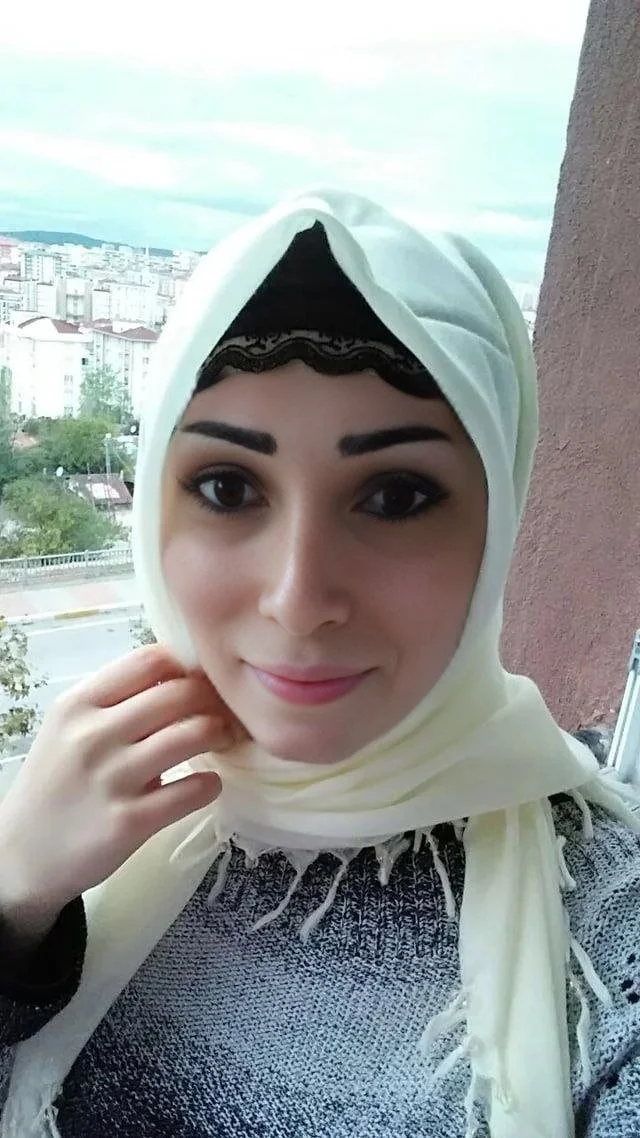 Aya - 27 year old Arab Hotwife image 28