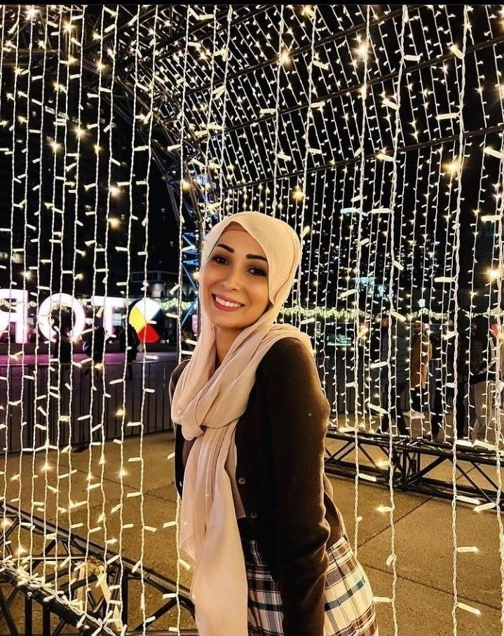 Aya - 27 year old Arab Hotwife image 3
