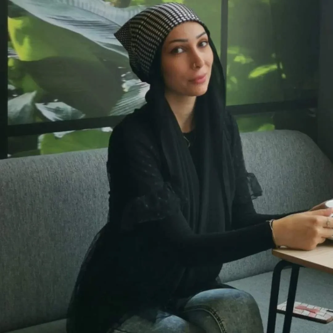 Aya - 27 year old Arab Hotwife image 36