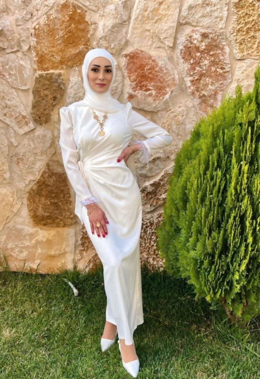Aya - 27 year old Arab Hotwife image 37