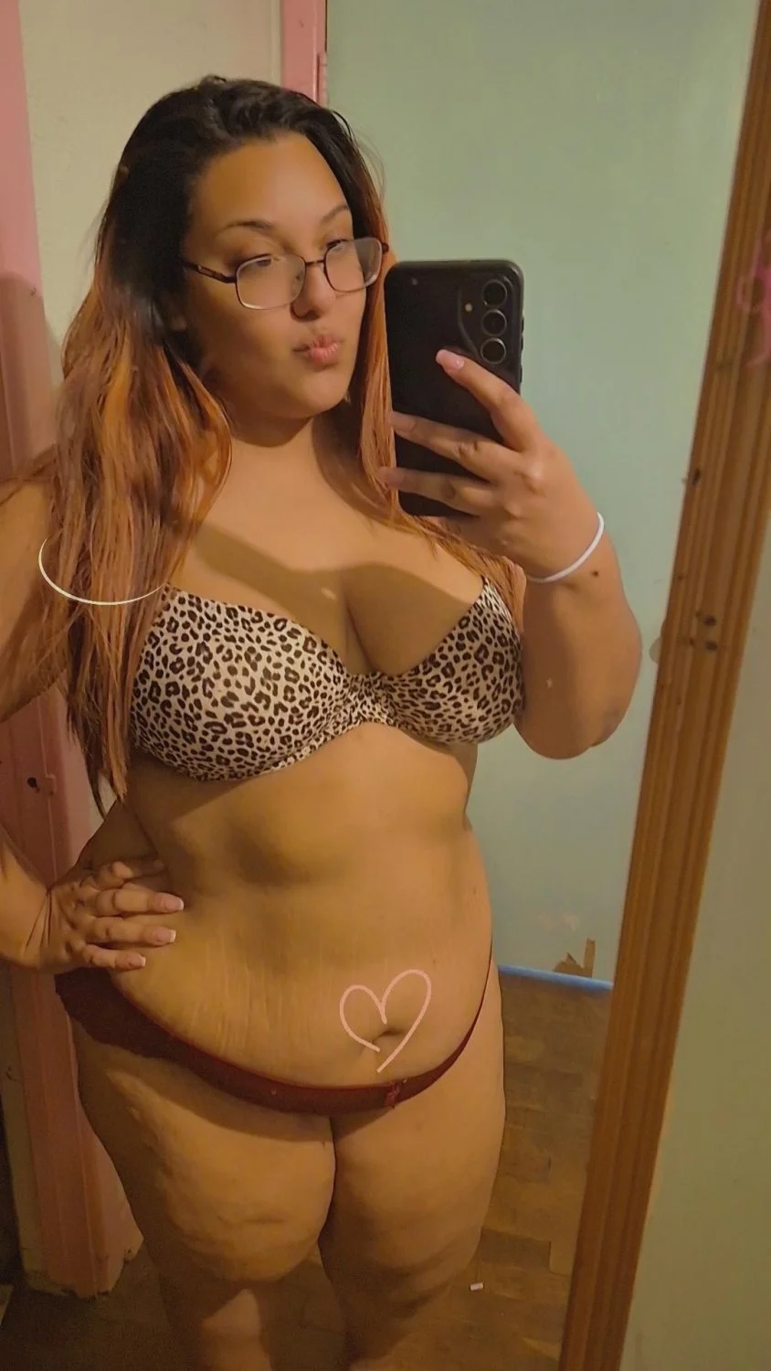 Sexy Latina bbw image 3