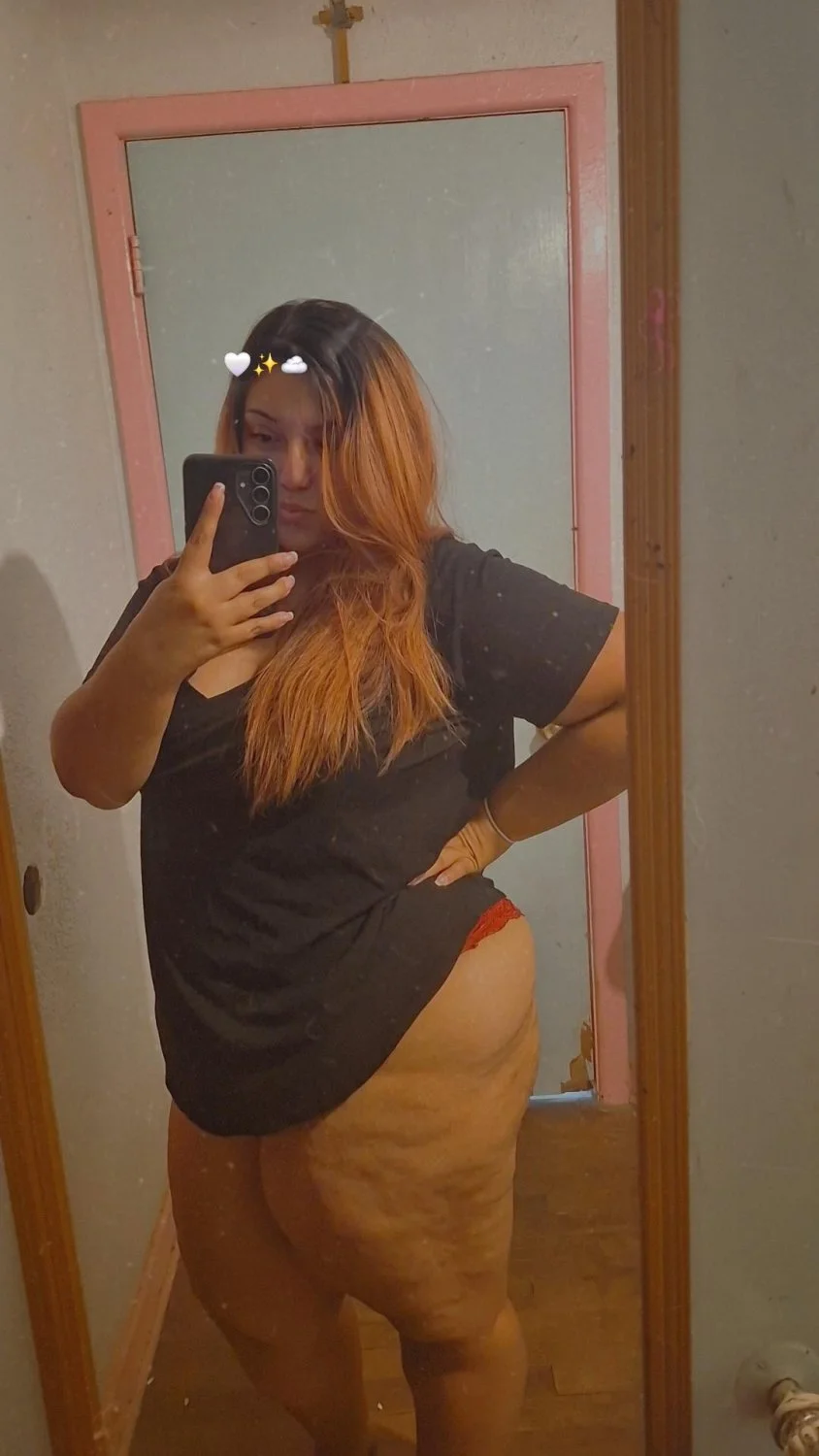 Sexy Latina bbw image 5