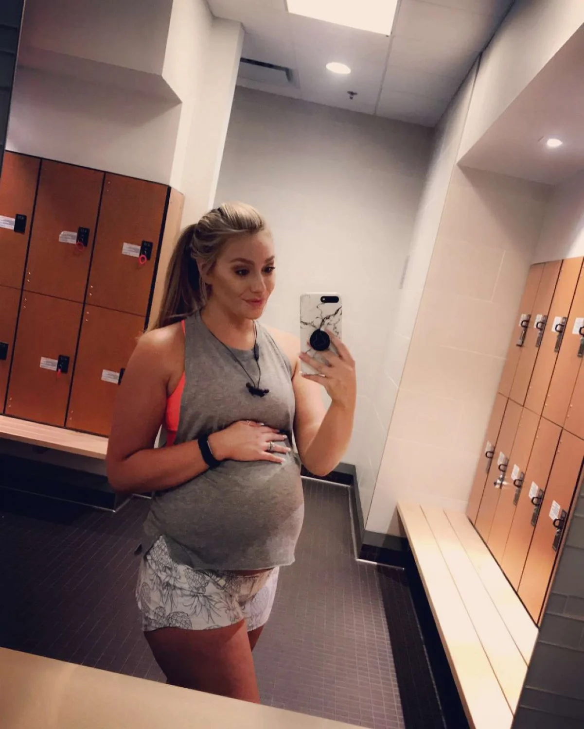 Sexy blonde milf azyia image 2