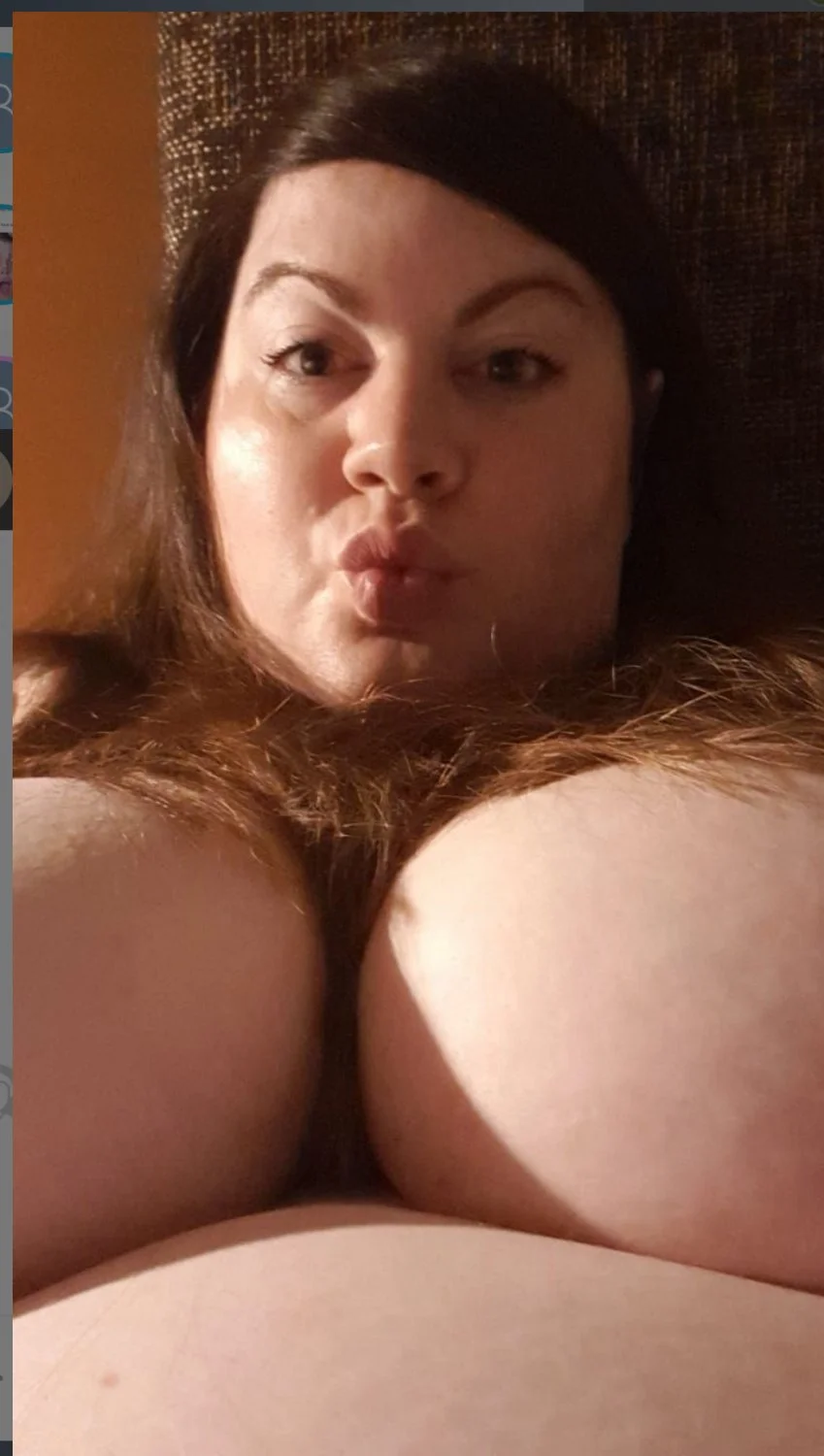 Kirstybbwuk main image