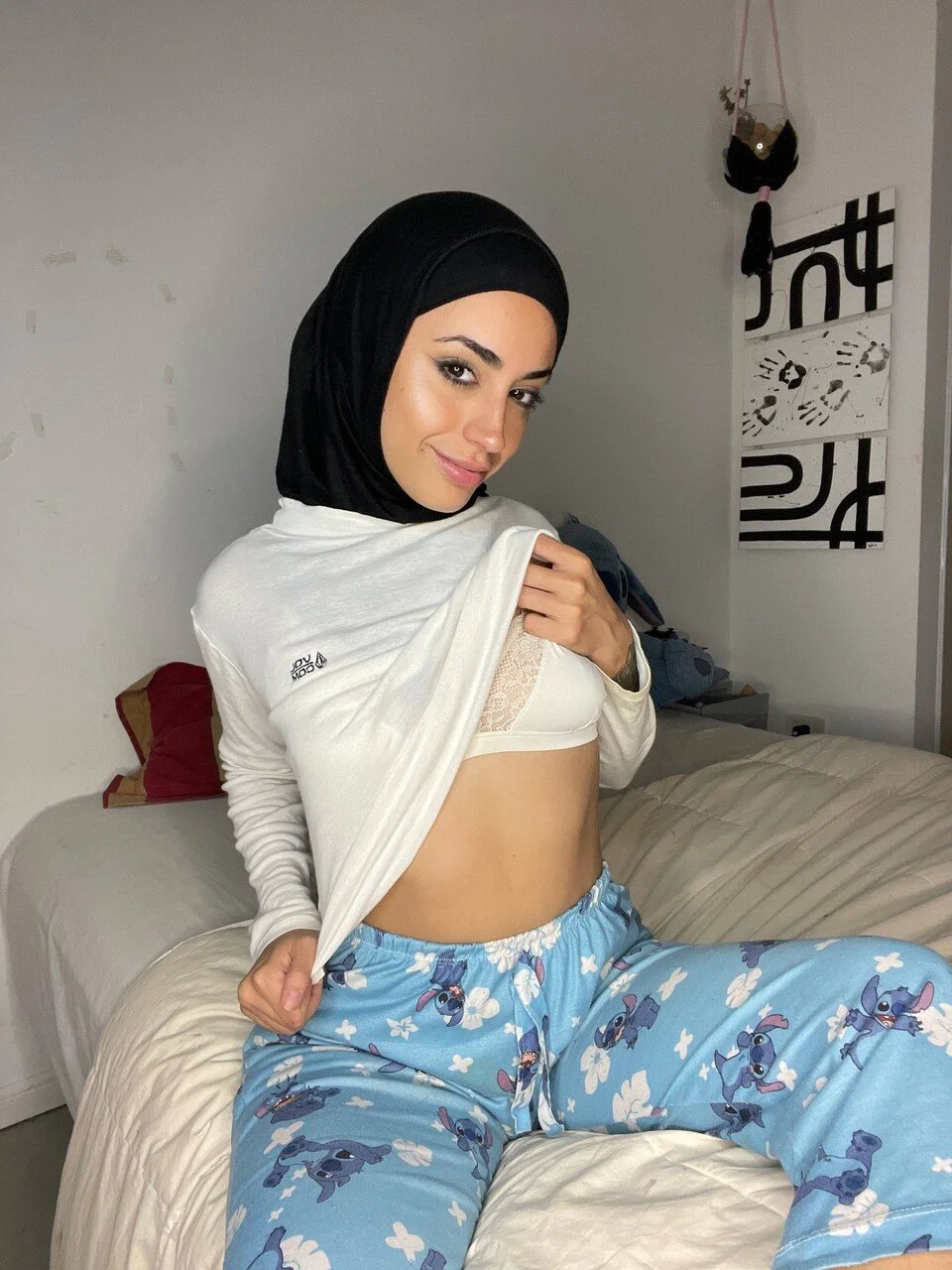 Arabic of slut malika image 10