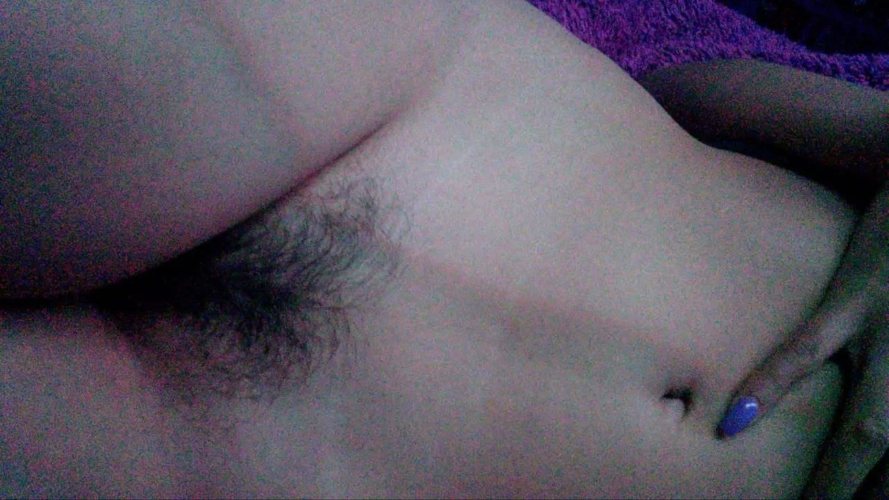 Que les parece esta putita que me entregaron para exhibirla image 2