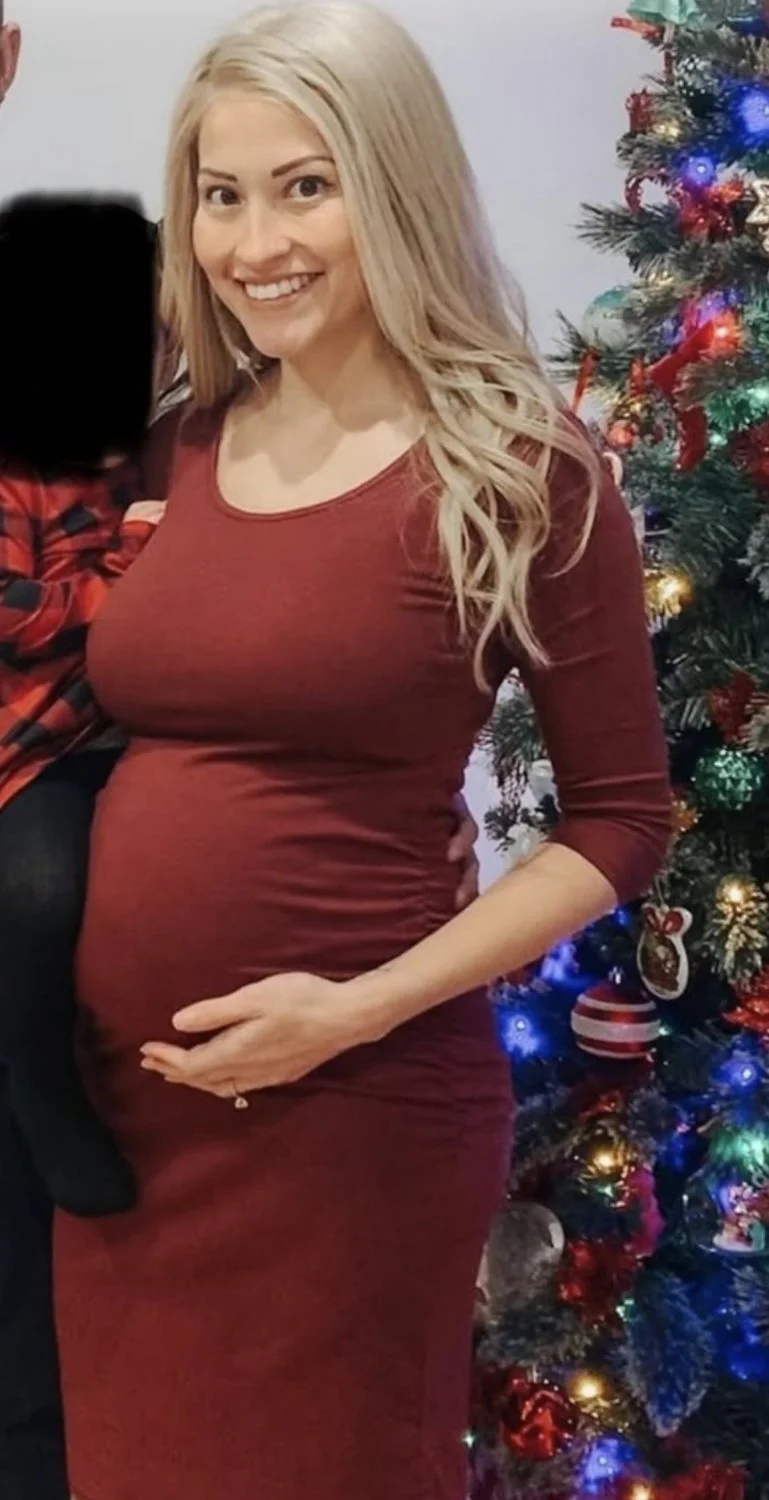 His sexy ass wife 😋 image 7