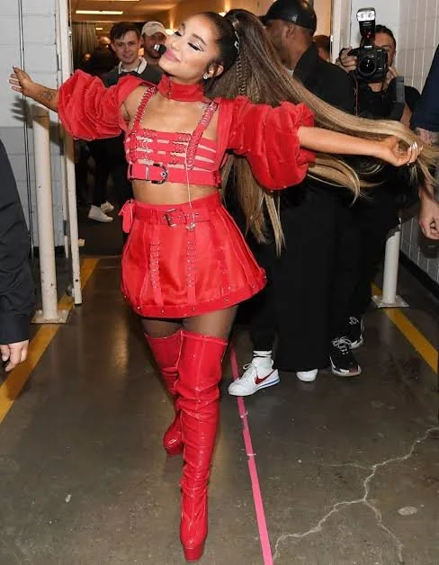 Ariana Grande 2 image 10