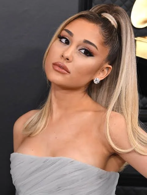 Ariana Grande 2 image 5