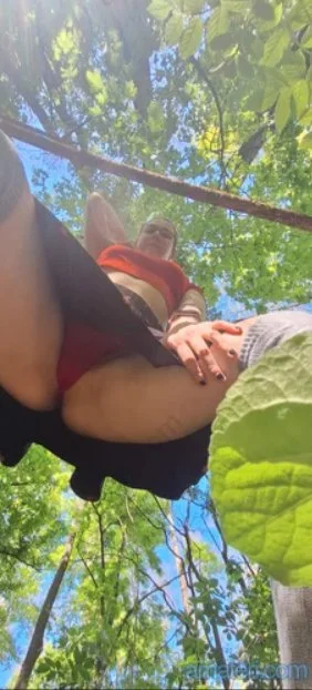 Czech amateur slut Kaiko image 2