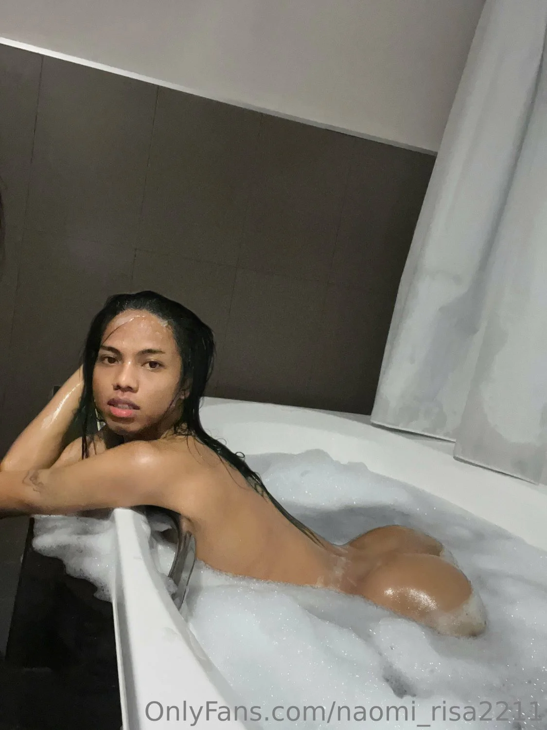 (Trans) ladyboy big dick cum Dann 💦💦 image 3