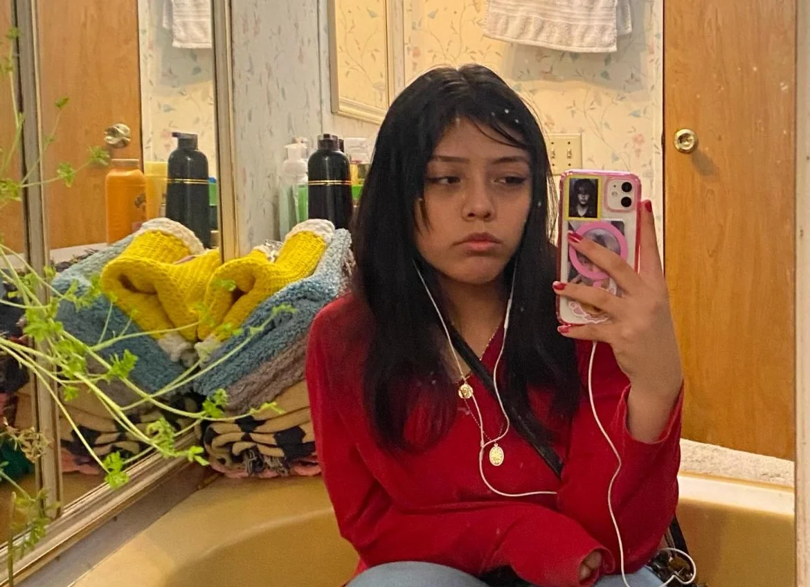 Latina likes being a hoe image 2