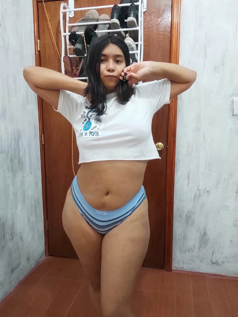 micaela image 16