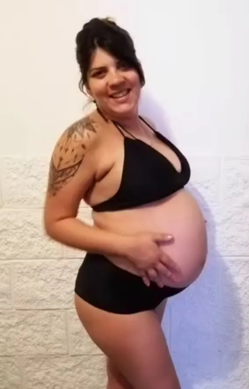 His unfaithful girlfriend, pregnant by a BBC. image 1