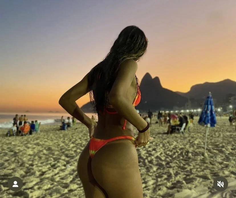 Novinha magrela gostosinha image 8