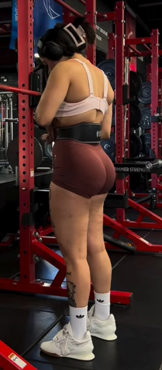 Sluts from my gym image 3