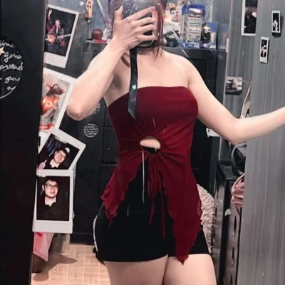 Ariadna, una tetona deliciosa image 23