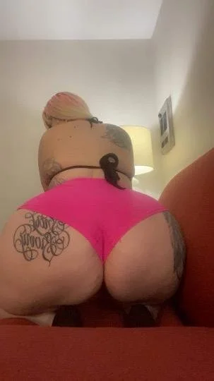 natural Big Booty Tattooed Blonde Marilynmoneyro3 image 33