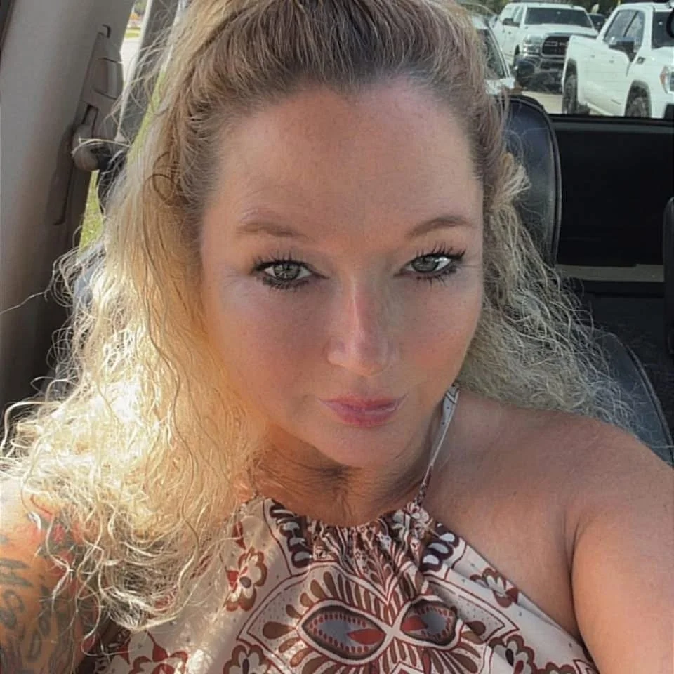 Busty Brandy image 21
