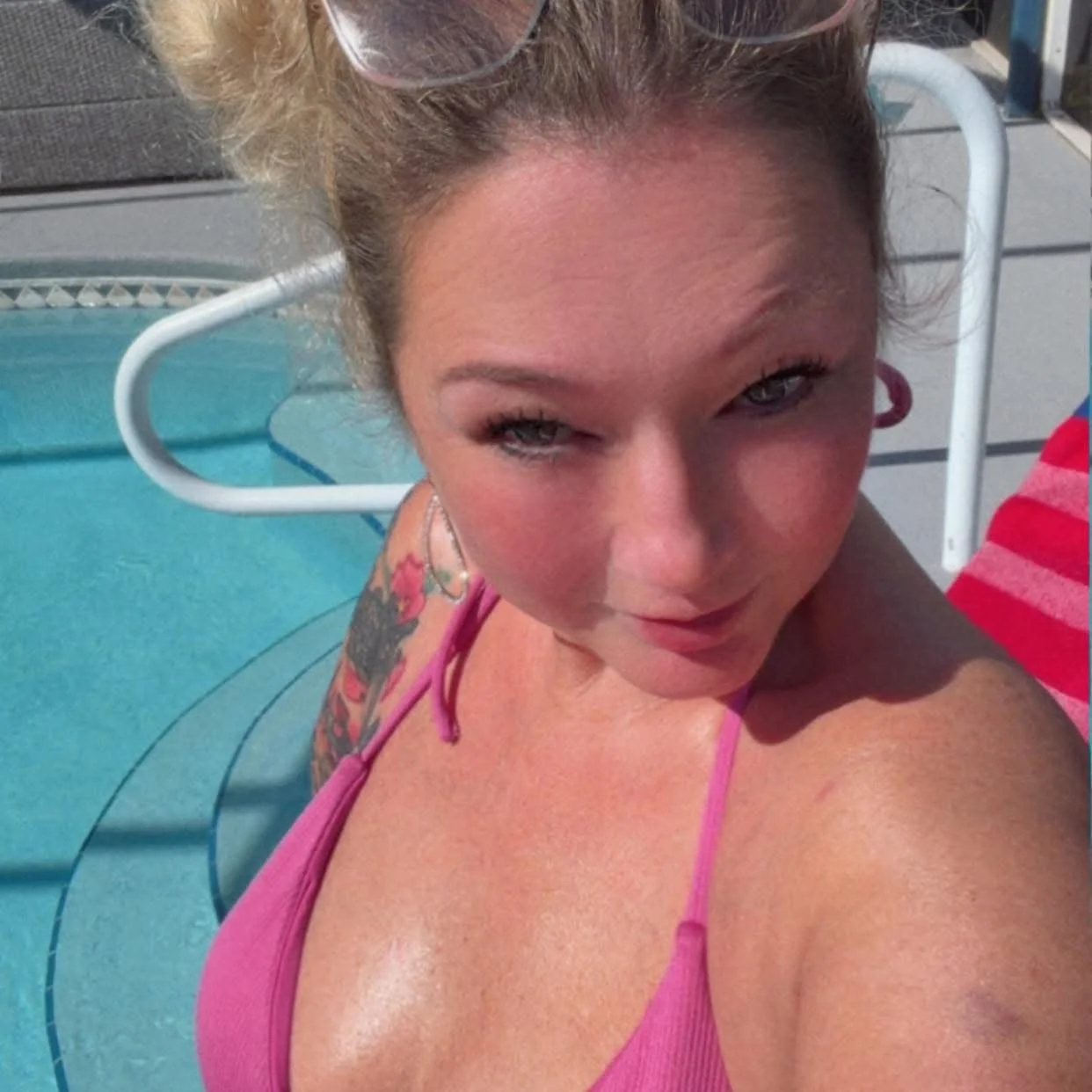 Busty Brandy image 8
