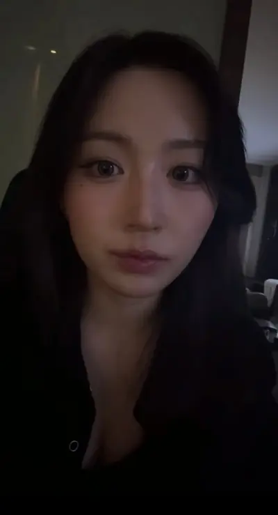 Nmixx Haewon Blowjob [Fake] cover image