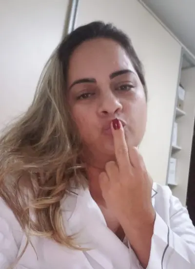 CLÁSSICO - A enfermeira de Campo Grande/RJ. Quem lembra dessa relíquia? cover image