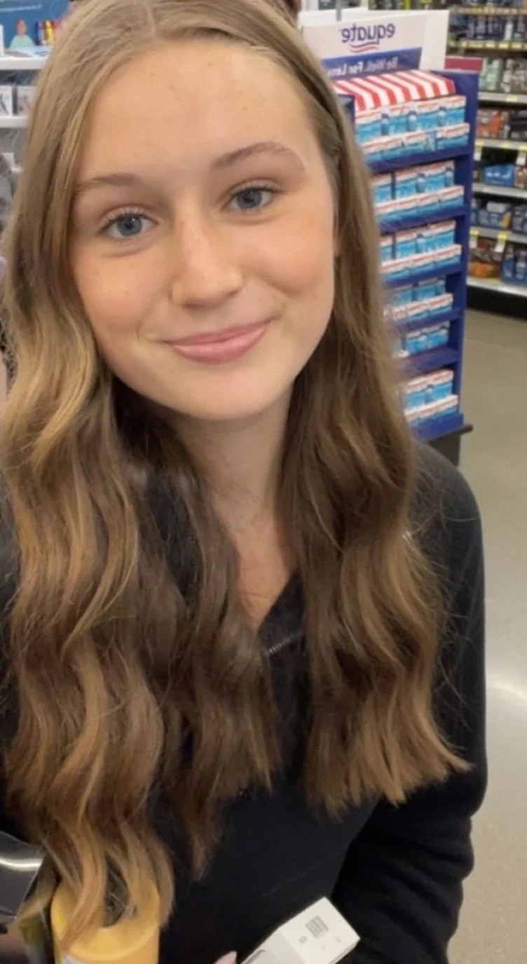 Check out this 18 yo bop Emmy :) image 5