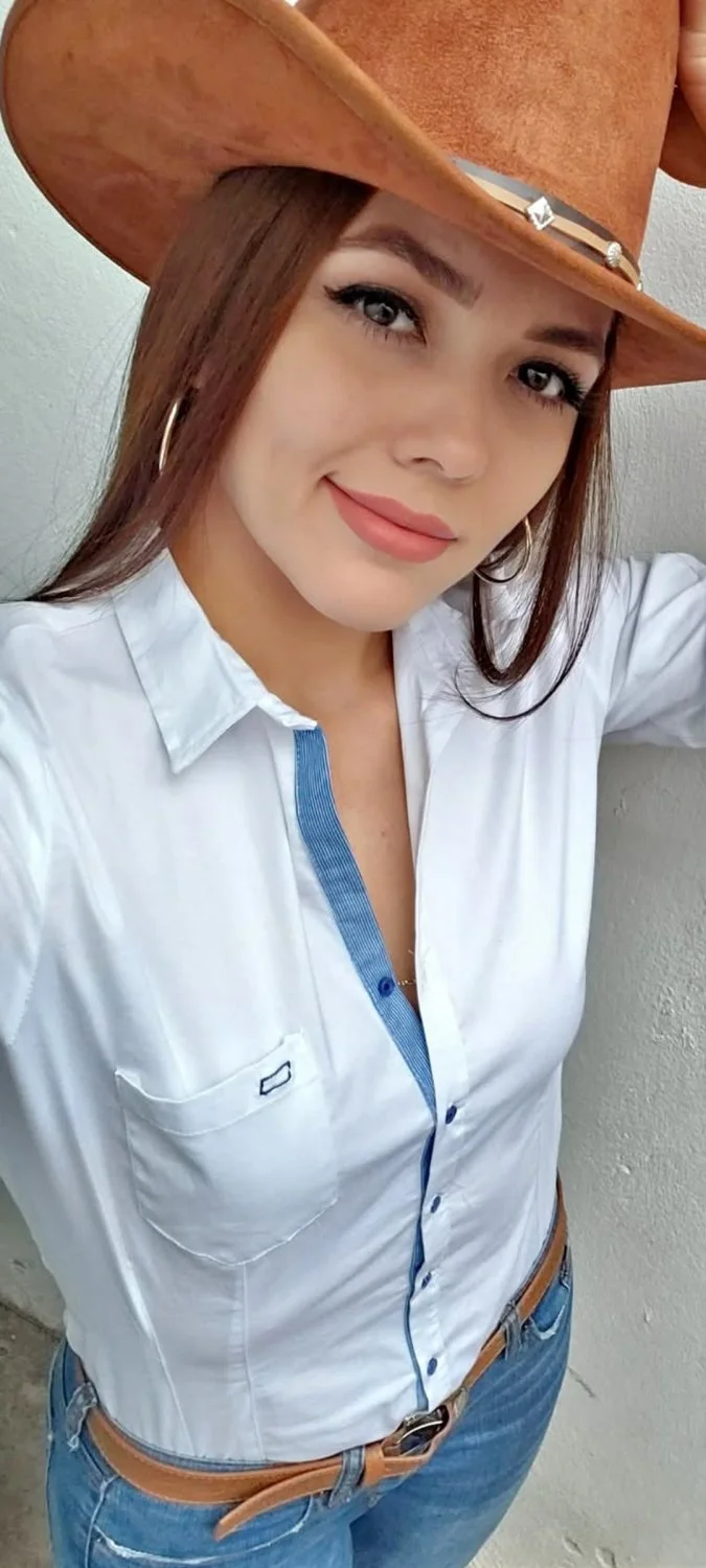 Hermosa girl zorrita putita muy sexy con un lindo culito image 34
