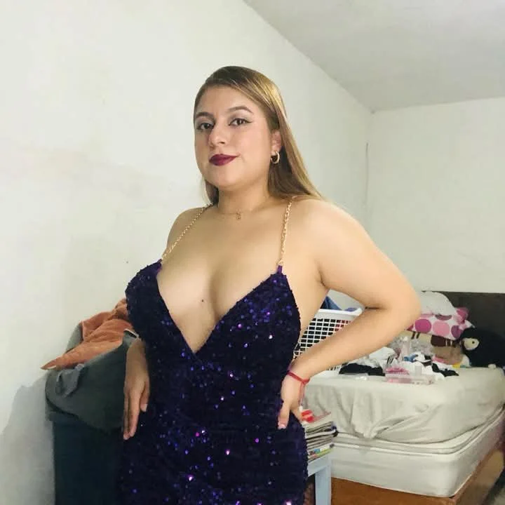 Daniela image 5