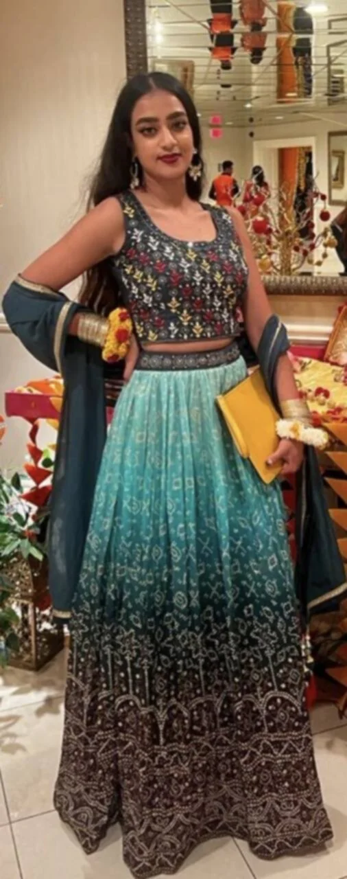 Gorgeous Desi Amateur image 17