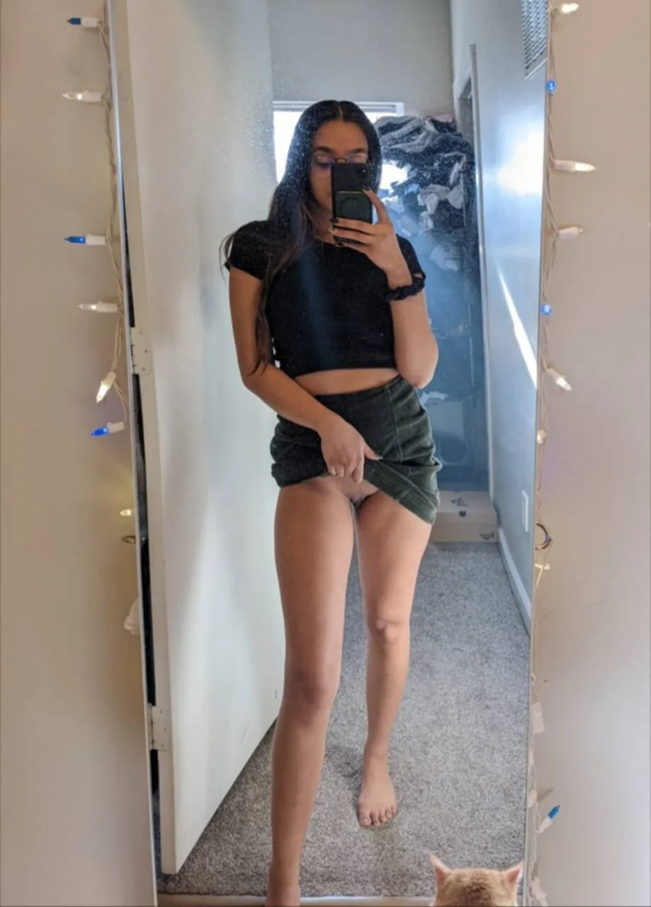 Gorgeous Desi Amateur image 18