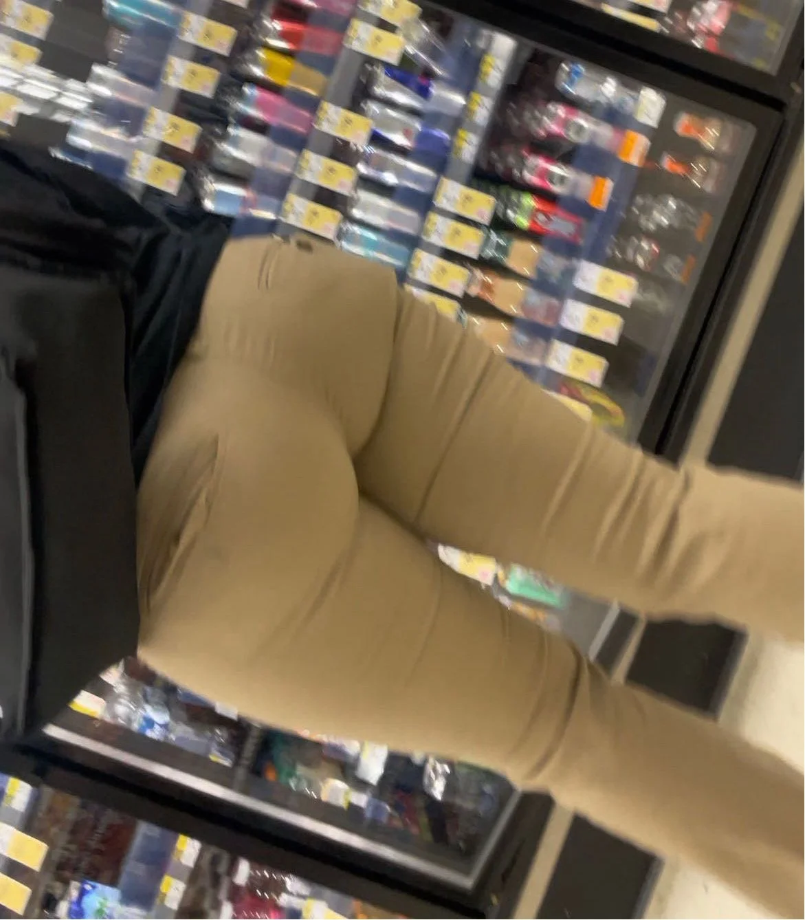 Local Aurora Teen Ass Caught shopping around main image