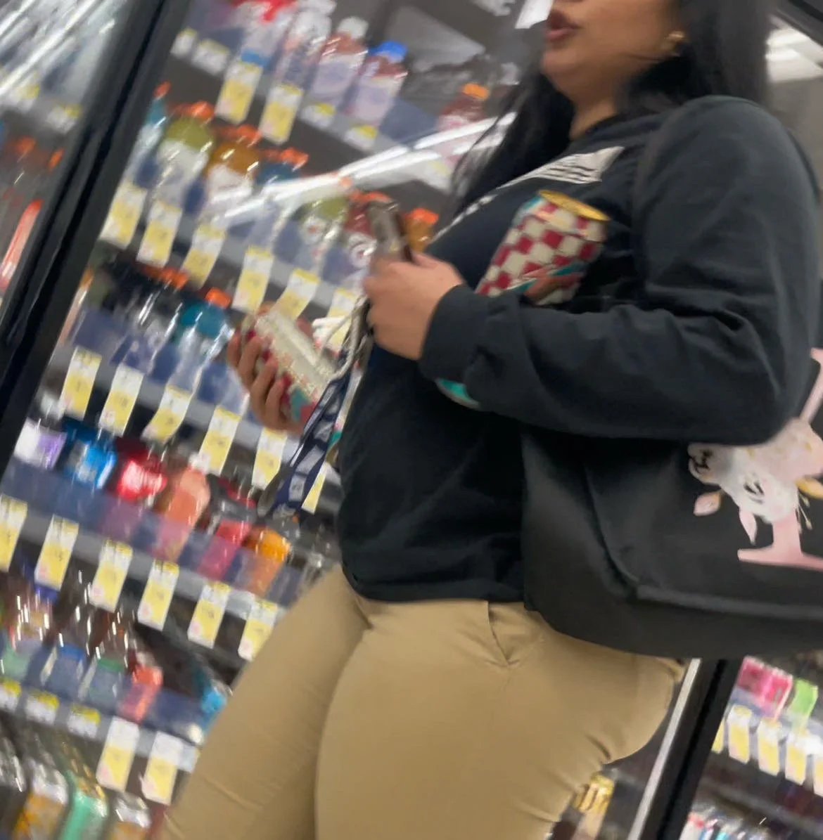 Local Aurora Teen Ass Caught shopping around image 2