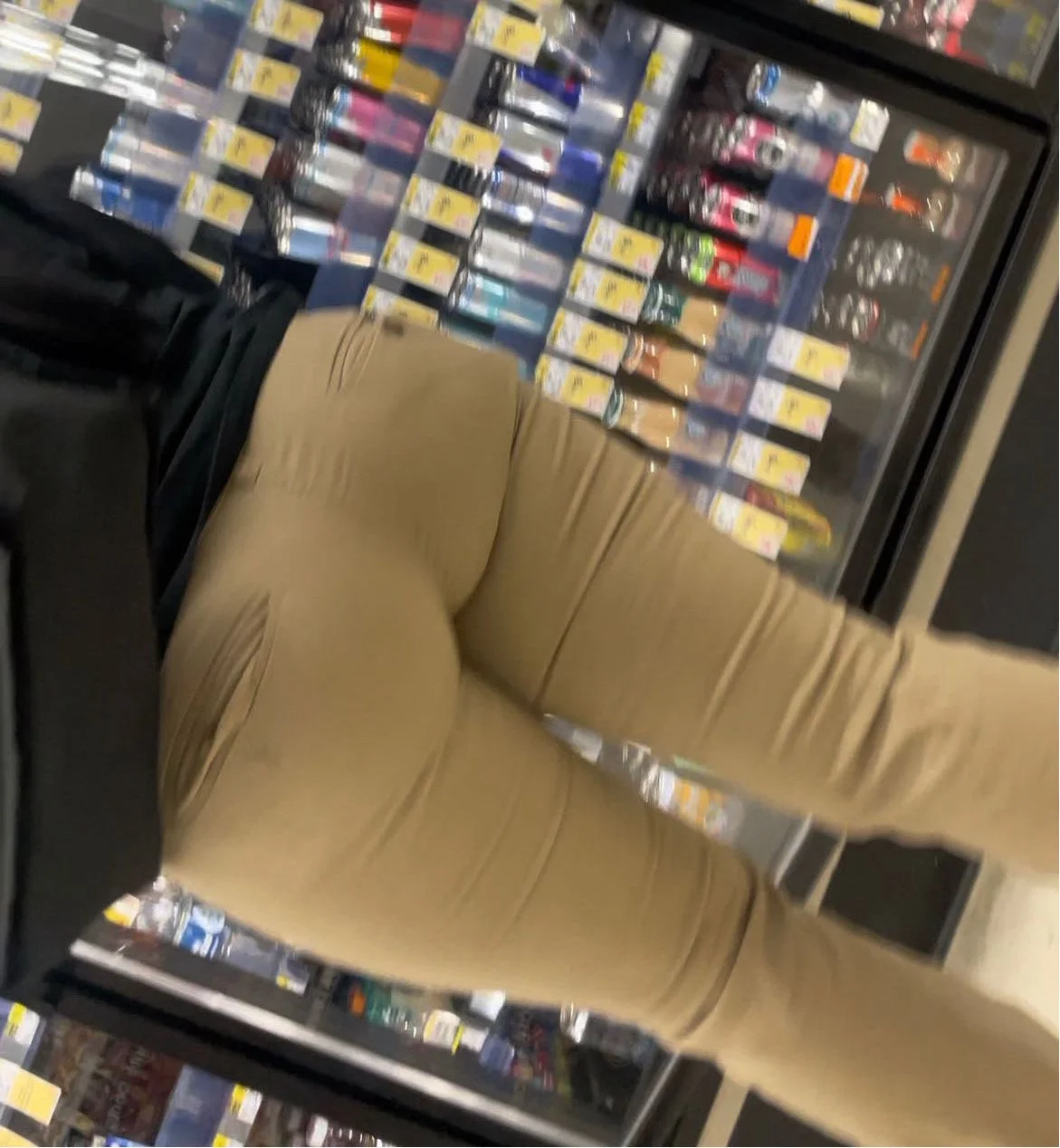 Local Aurora Teen Ass Caught shopping around image 8