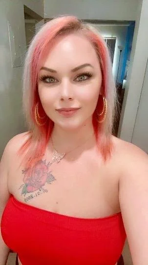 sweet, sexy & freaky red head image 3