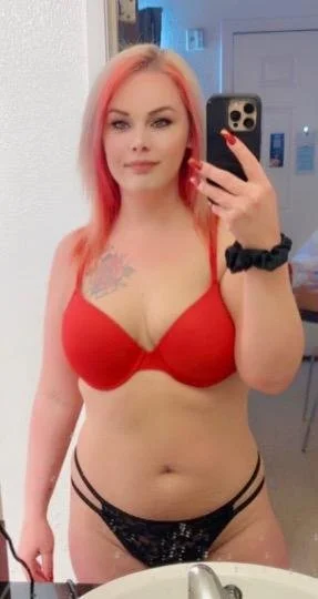 sweet, sexy & freaky red head image 6