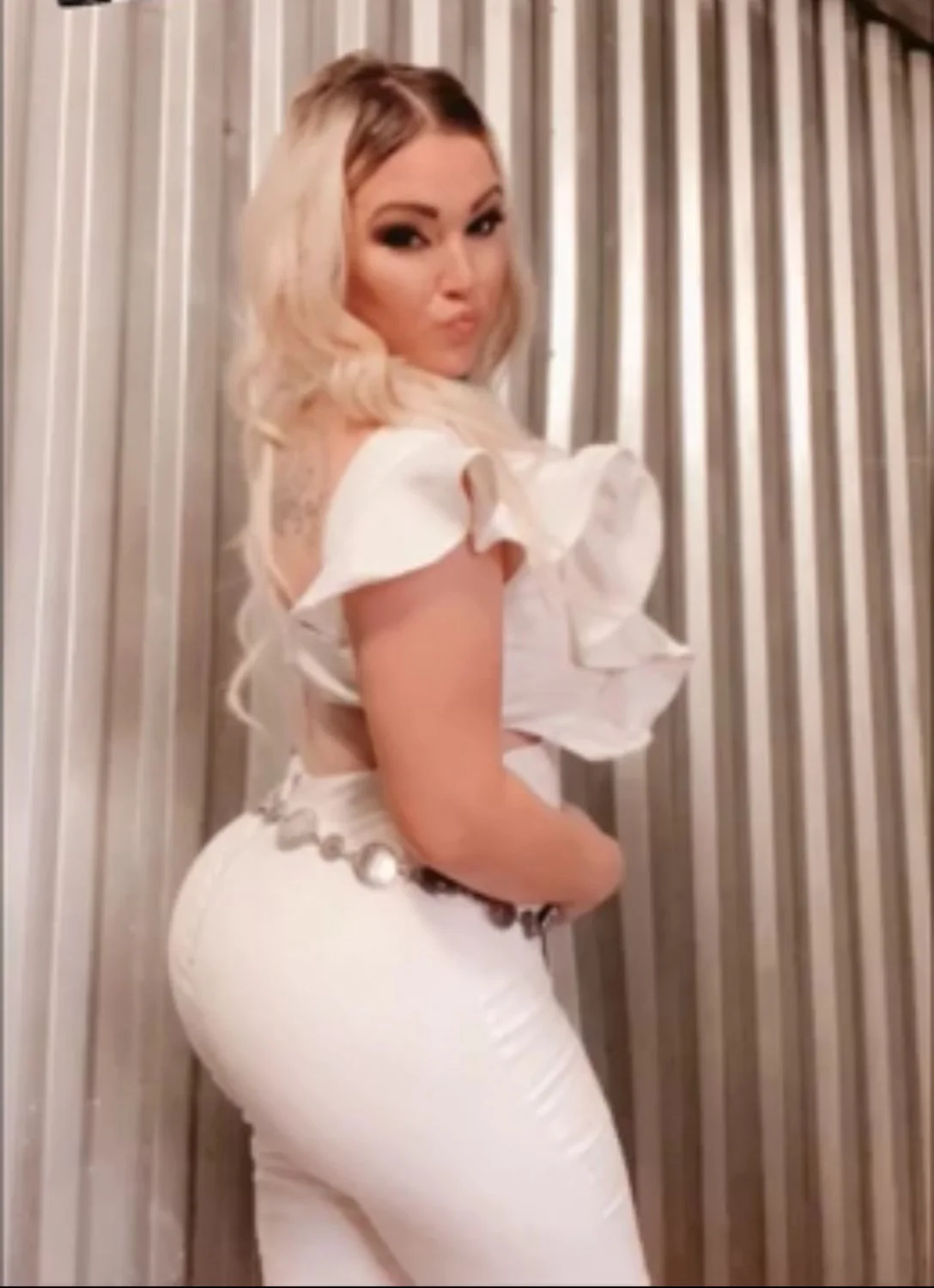 The white bitch image 27
