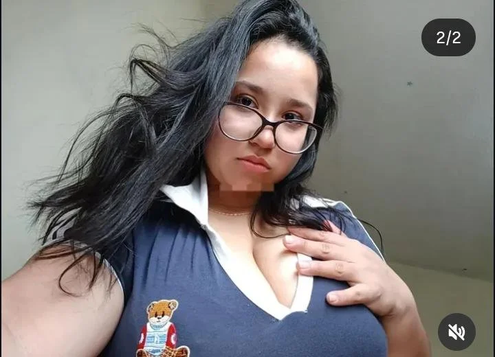 Putita mexicana de grandes tetas image 2