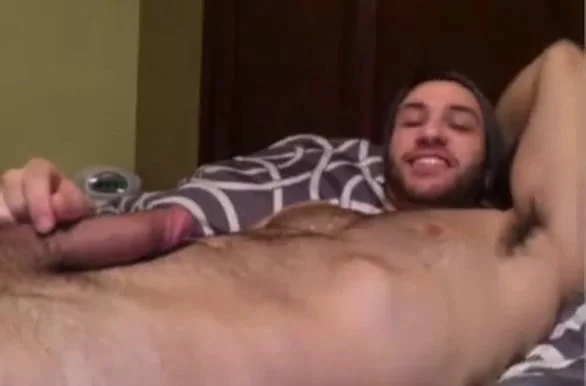 Me masturbó pensando en tu ollito image 11