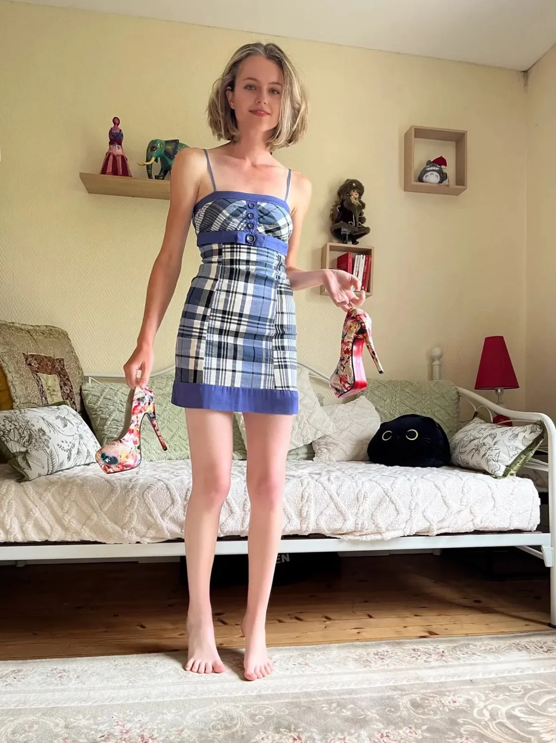 She love show herself image 4