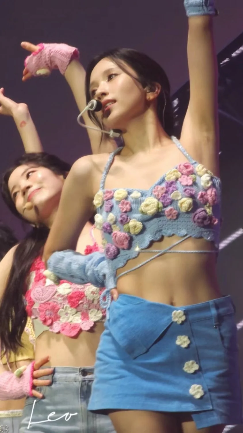 Mina (Twice) Pictures 16 image 7
