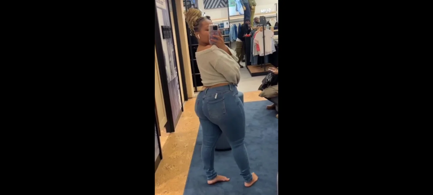 Voluptuous WideHips Phat Booty n Busty image 2