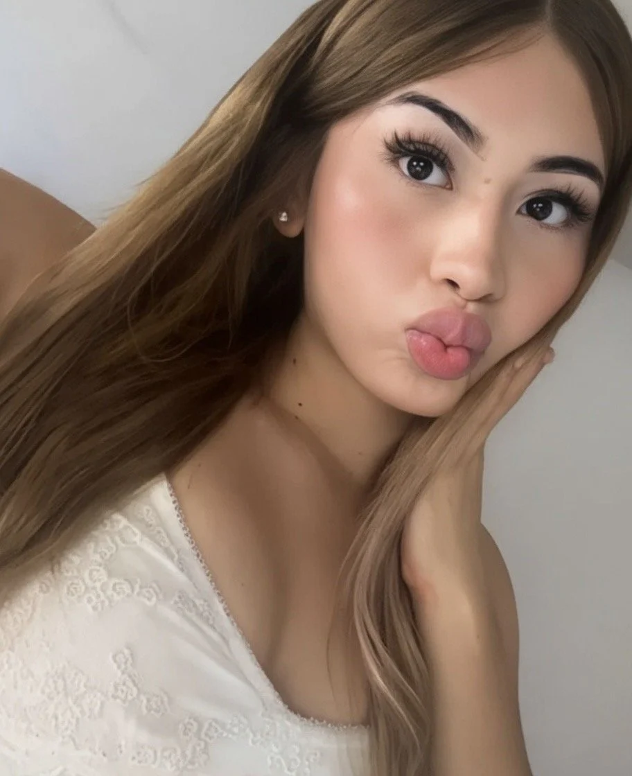 Cute little latina mami slut image 1